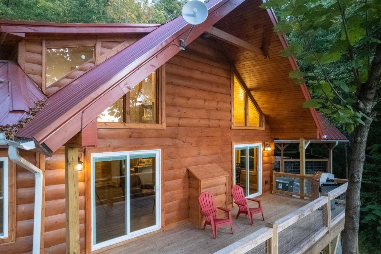 Stunning 2Br Cabin With Mountain Views Waynesville Exterior foto